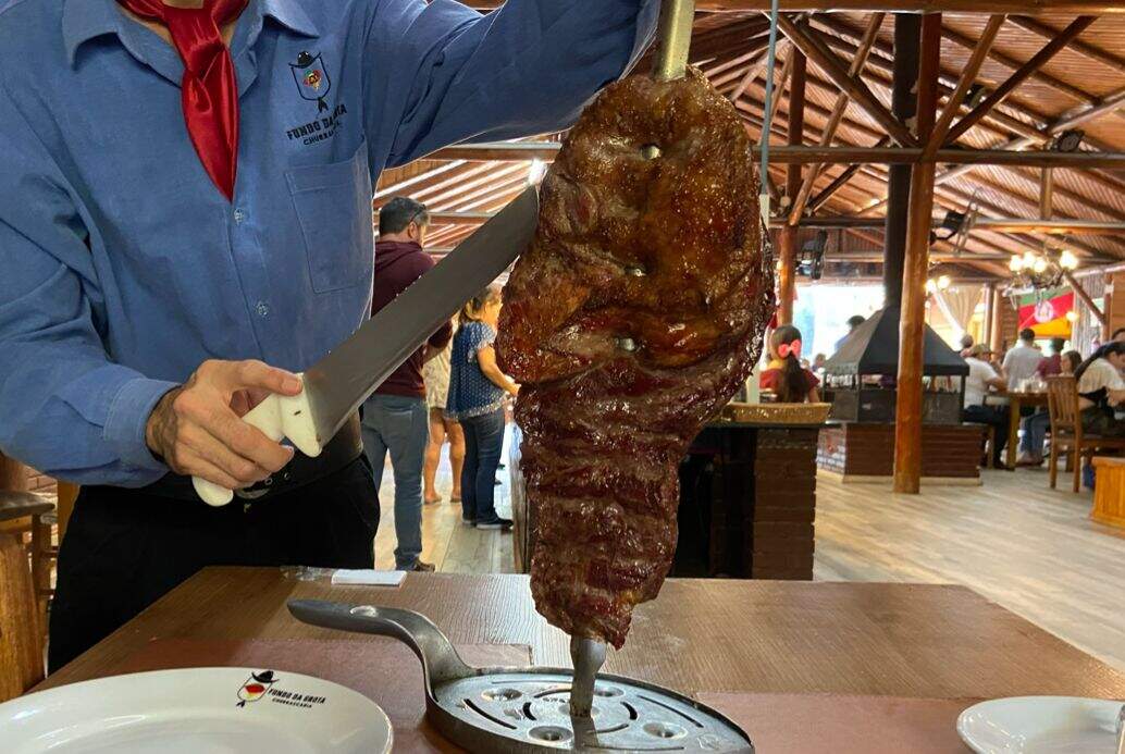 Churrascaria Fundo da Grota é parceira da ação de setembro do grupo Canela Hoteis e Pousadas