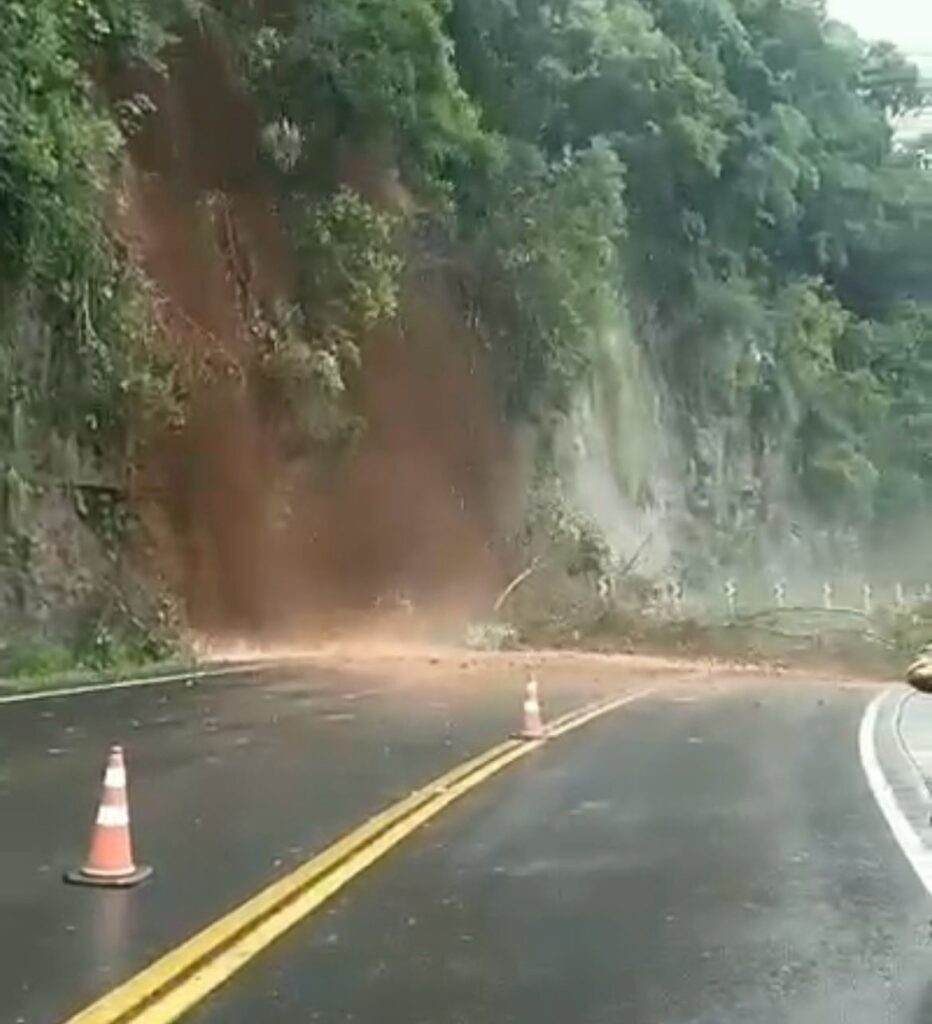 Gramado e Canela não tem mais bloqueios nos acessos principais 1 115 2 - Acontece Gramado