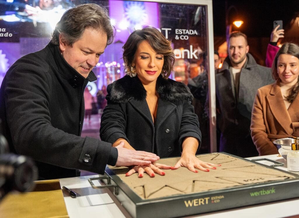 Atores Ângelo Antônio e Babu Santana entram para Calçada da Fama de Gramado nesta segunda (12) 1 Andreia Horta Calcada da Fama 2024 1 - Acontece Gramado