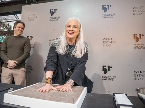 Reynaldo Gianecchini e Gazi Massafera entram para a Calçada da Fama nesta quarta-feira 1 Calcada da Fama 2023 atriz Vera Holtz credito William RossoniWert Estada Co - Acontece Gramado