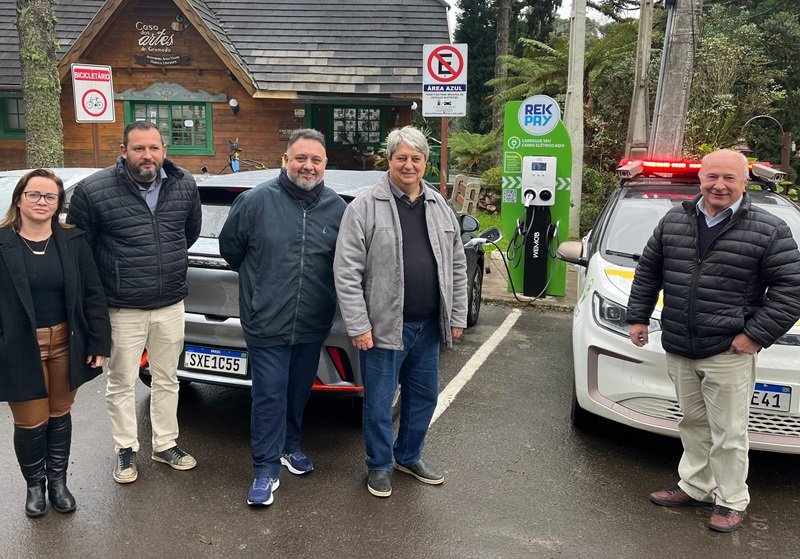 Prefeitura de Gramado inaugura sete estações de Recarga de Veículos Elétricos 1 Carregador eletrico - Acontece Gramado