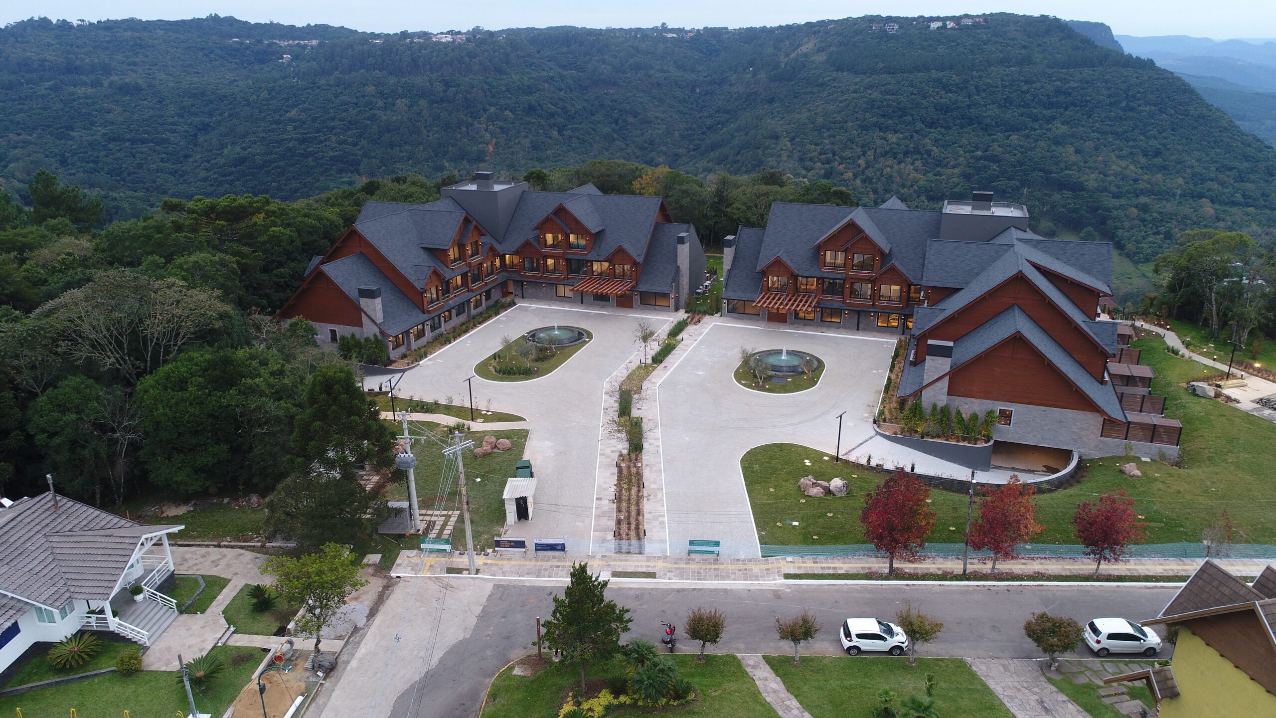 <strong>Laghetto Golden puxa alta e região Sul assume liderança no mercado de multipropriedades</strong> 2 Chateua du golden Gramado scaled - Acontece Gramado