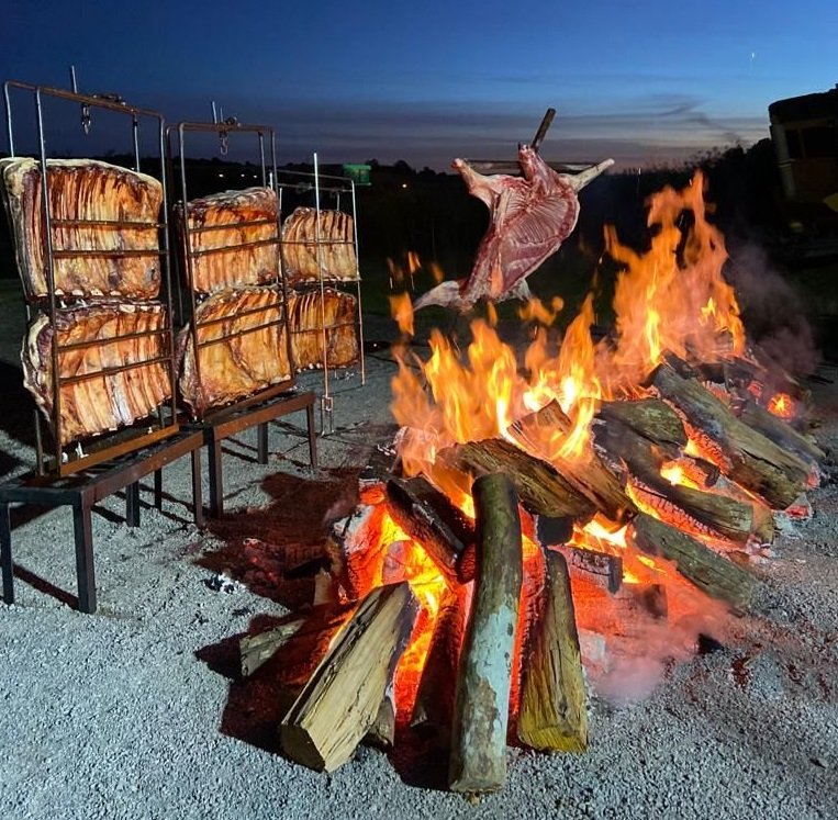 Dia dos Pais terá Churrasco Campeiro no Mátria Parque de Flores 1 Churrasco 5 - Acontece Gramado