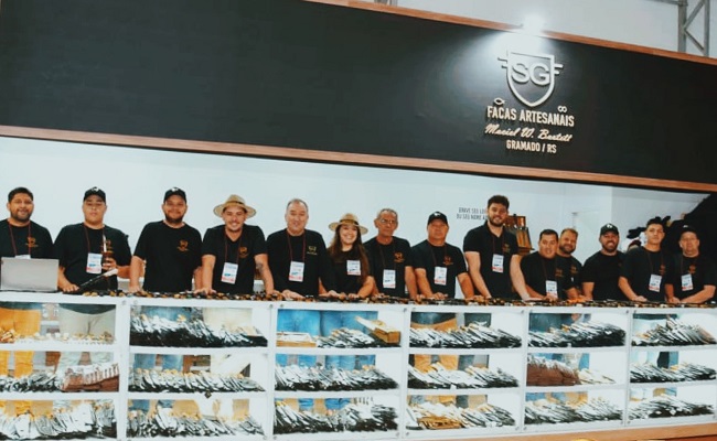 SG Facas Gramado participa da maior feira de tecnologia para a agropecuária do país 1 Foto Agrishow equipe Sg - Acontece Gramado