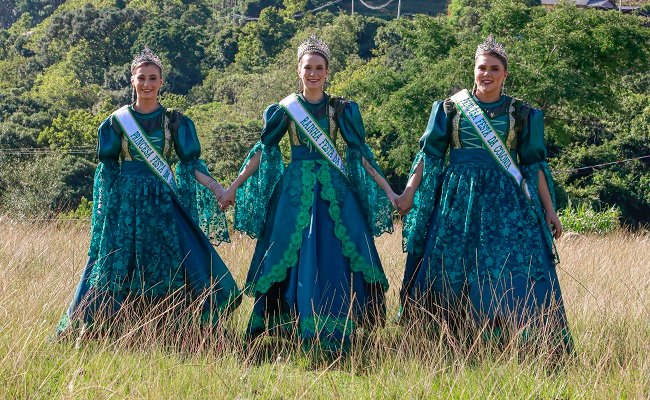 Festa da Colônia de Gramado terá Escolinha Rural, visitas guiadas e os desafios da colônia 1 Foto Soberanas da Festa - Acontece Gramado