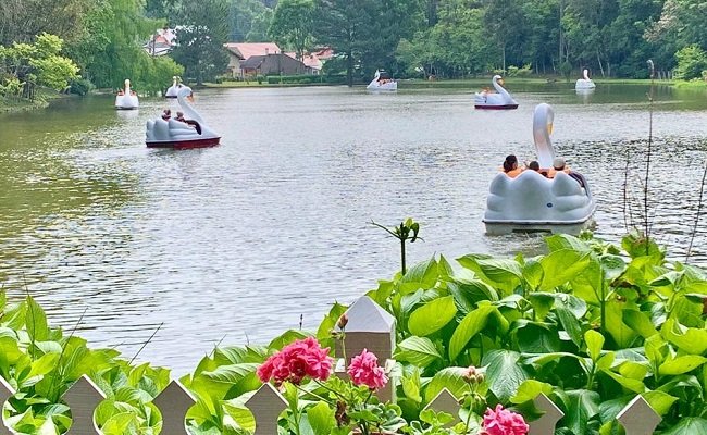 Lago com Pedalinhos 1 - Acontece Gramado