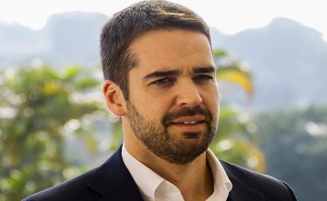 Governador Eduardo Leite deve suspender a cogestão nas próximas horas 1 Leite 8 - Acontece Gramado