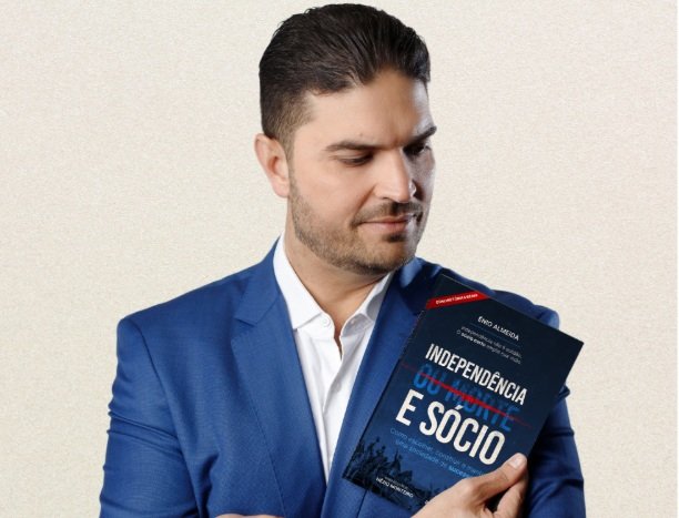 Ênio Almeida lança livro que revela como escolher, construir e manter parcerias de sucesso 1 Livro Enio - Acontece Gramado