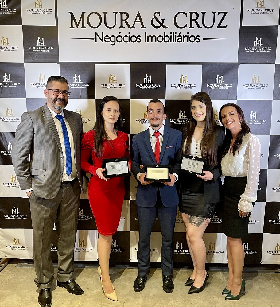 Imobiliária Moura & Cruz abre a temporada de verão de vendas de imóveis na Serra Gaúcha 3 Moura Cruz 1 - Acontece Gramado