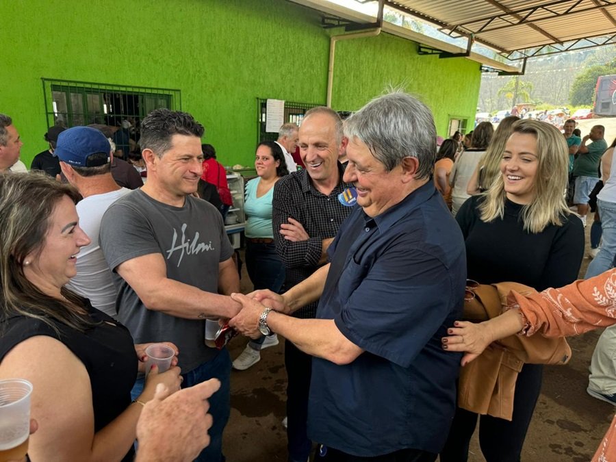 Coligação União por Gramado promove caminhada na Várzea Grande 1 Nestor 8 - Acontece Gramado