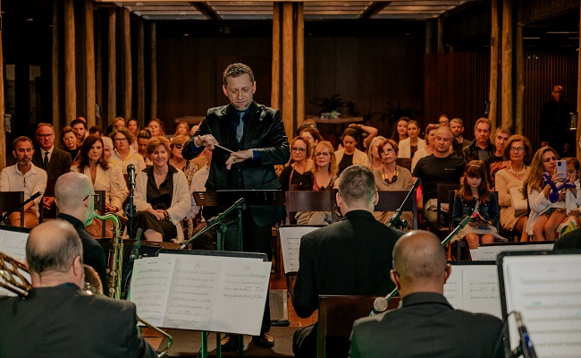 Orquestra Filarmônica Laje de Pedra tem concerto domingo com sucessos de Frank Sinatra 1 Orquestra Laje de Pedra 2 - Acontece Gramado