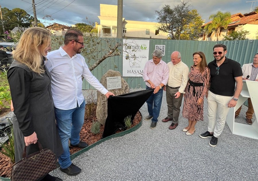 Pedra Fundamental nova sede Turismo e Gramadotur - Acontece Gramado
