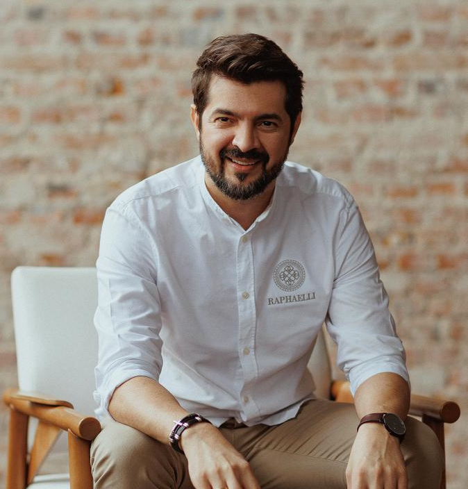 Festival: Raphaelli Hair Therapy chega a Gramado para atendimentos na Casa Nuvole 1 RAFAELI AGUILHEIRO - Acontece Gramado