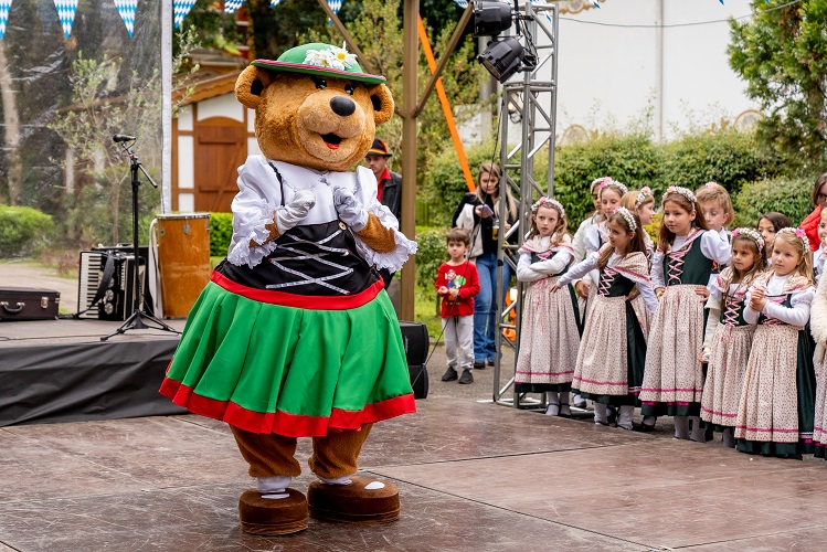 Ritta Höppner Gramado prepara sua 2ª Oktoberfest 1 Ritta Hoppner prepara sua 2a Oktoberfest - Acontece Gramado