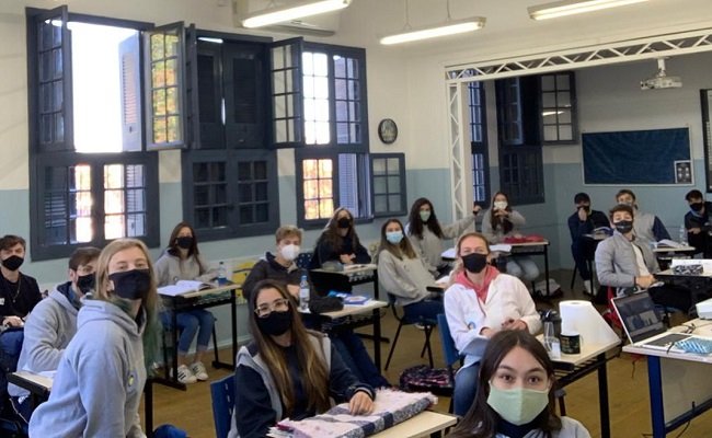 Turma no 3o ano do Ensino Medio em 2021 - Acontece Gramado