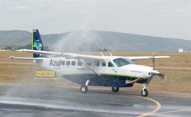 Azul encerra voos para Canela e Torres e pede melhorias nos aeroportos regionais 1 azul 2 - Acontece Gramado