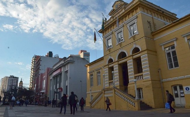 Bento, Caxias e Taquara: as cidades da região com os maiores surtos de COVID 1 bento goncalves - Acontece Gramado