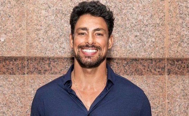 Tapete vermelho: Cauã Reymond, Murilo Rosa, Vitória Strada, Dira Paes e Marcos Palmeira confirmados 1 caua reymond - Acontece Gramado