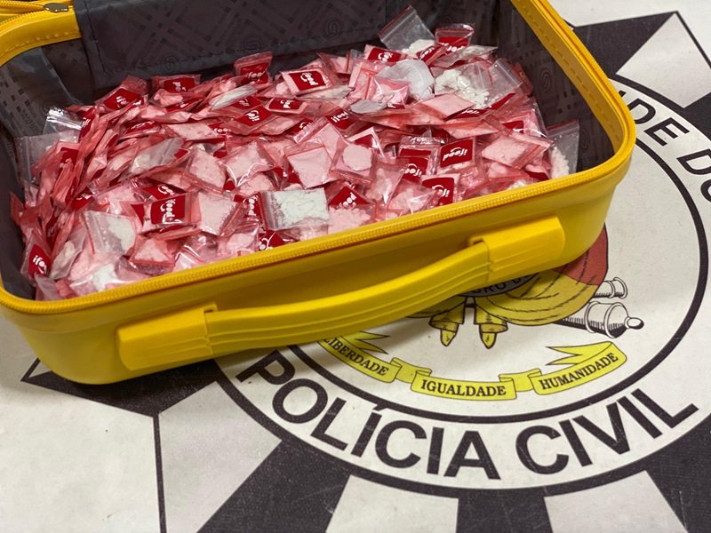 Polícia Civil desarticula grupo que distribuia drogas em Canela através de motoboys 1 drogas canela - Acontece Gramado