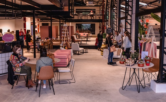 Feira do Verso ocorre neste sábado em Gramado 1 feirinha verso 01 73 - Acontece Gramado