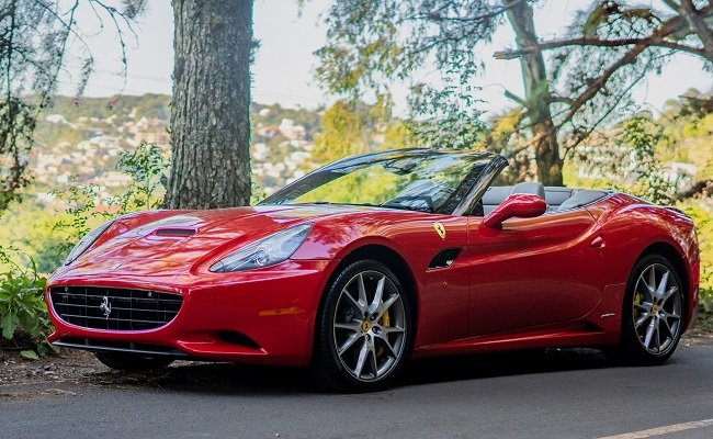 Carros exóticos e de luxo são a nova atração em Gramado na U Drive Exotics Cars 1 ferrari - Acontece Gramado