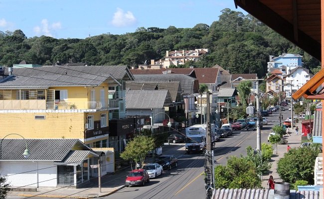 Mistério: novos estrondos são sentidos em residências de Gramado nesta quinta 1 floresta - Acontece Gramado