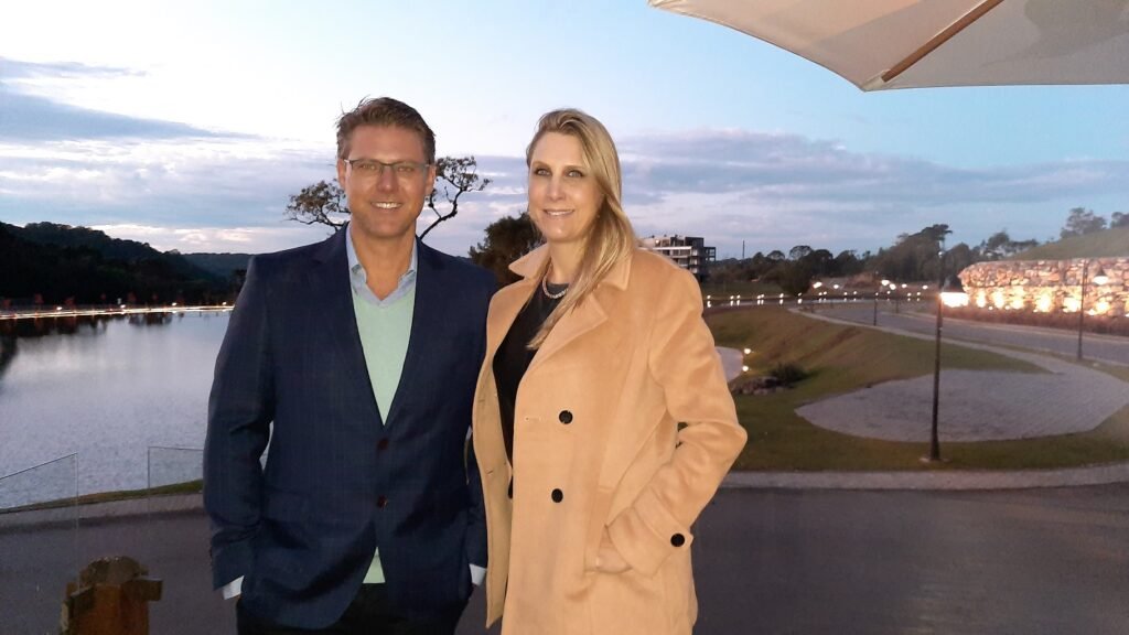 Condomínio de luxo em Gramado, com lago de 16 mil m², inicia as vendas 4 gui e gabi 2 - Acontece Gramado
