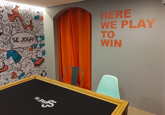 Game House inaugura em Gramado com mais de 250 jogos de tabuleiro e salas de karaokê e dança 1 jogos tabuleiro 1 - Acontece Gramado