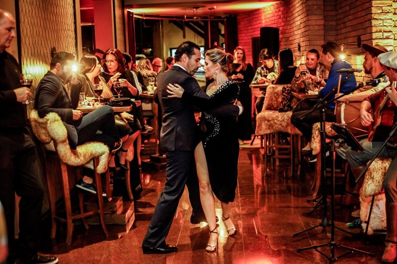 Wish Serrano celebrou o Malbec Day em evento gastronômico e cultural 1 malbec day 7 - Acontece Gramado