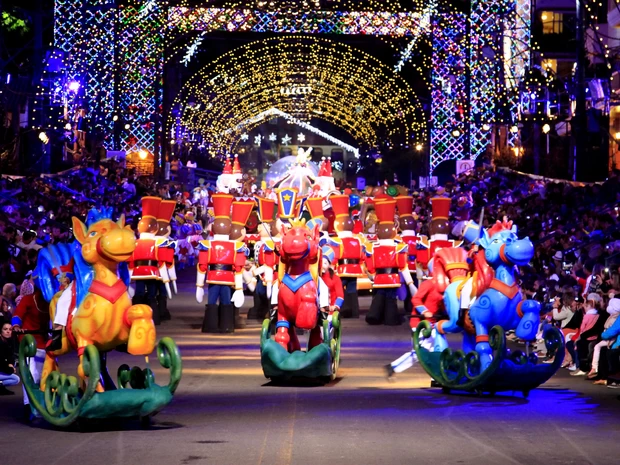Natal Luz de volta às ruas tem prós e contras muito fortes 1 natal luz ruas - Acontece Gramado