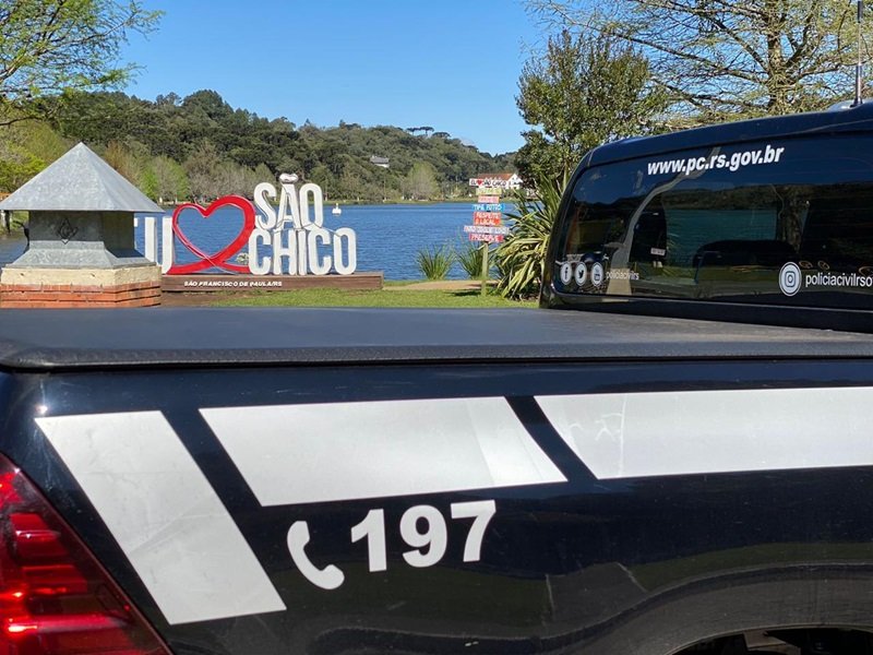 Polícia Civil prende envolvidos em golpes do bilhete premiado em São Chico 1 policia 4 - Acontece Gramado
