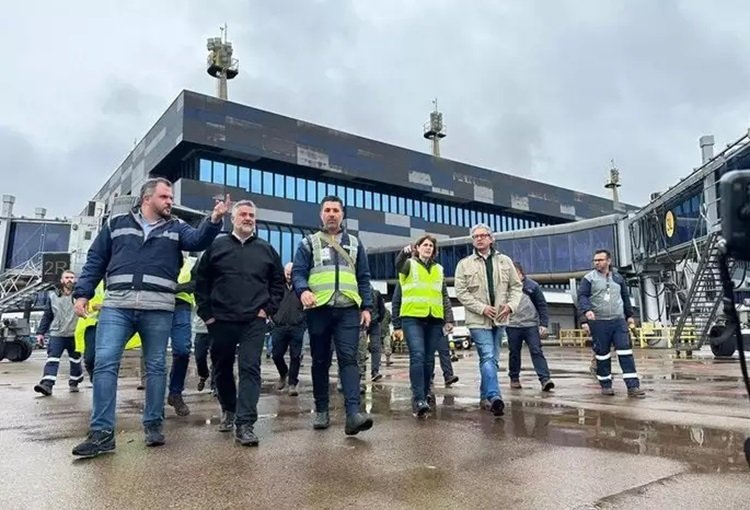 Aeroporto de Porto Alegre pode reabrir somente em dezembro 1 salgado filho - Acontece Gramado