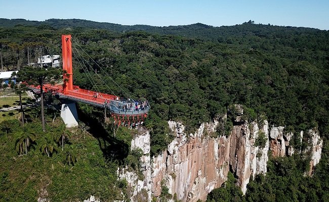 Skyglass chega a um milhão de visitantes. É a empresa que mais arrecada ISS em Canela 1 skyglass 3 - Acontece Gramado