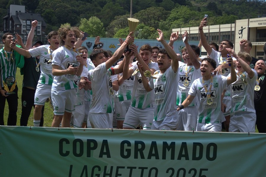 Foto JUventude.festa campeao Copa - Acontece Gramado