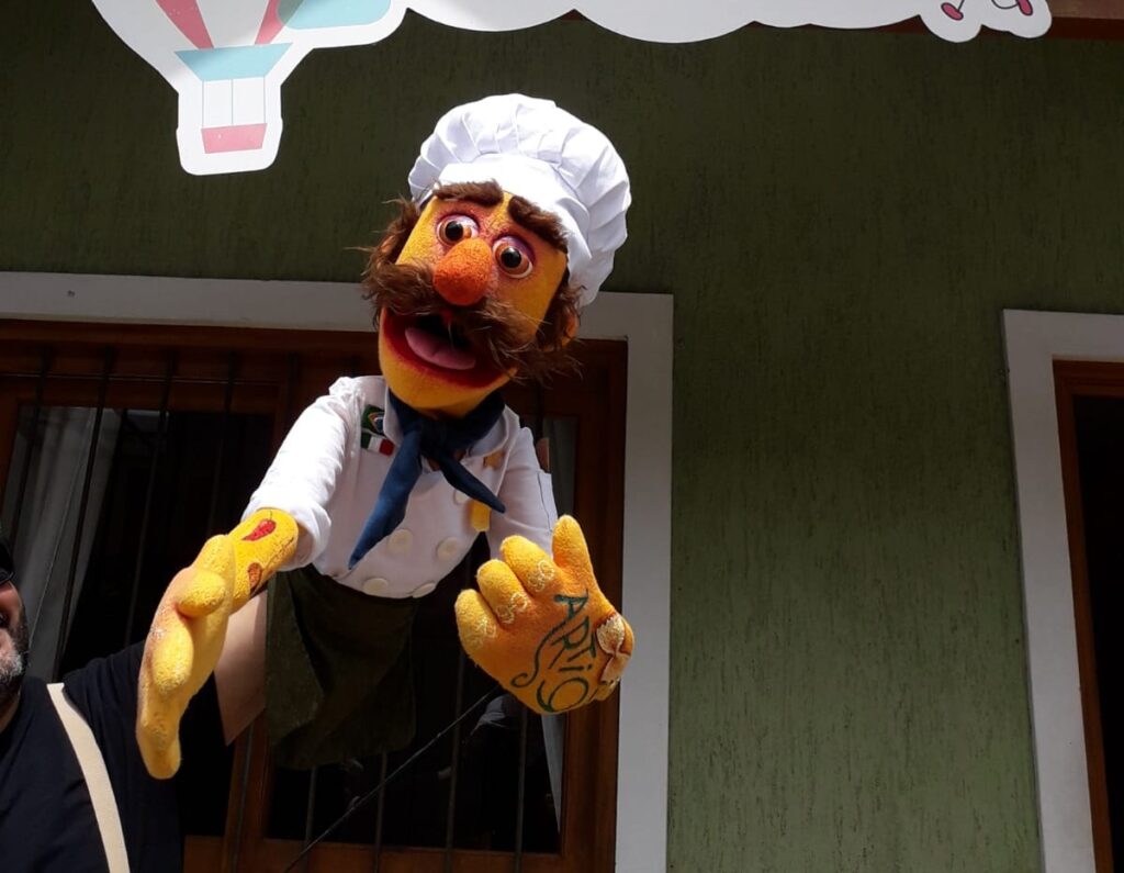 Festival de Cultura e Gastronomia de Gramado leva espetáculos, oficinas e ações educativas para alunos da Rede Municipal de Ensino 1 Massimo Fofura e atracao para os alunos. Creditos divulgacao - Acontece Gramado