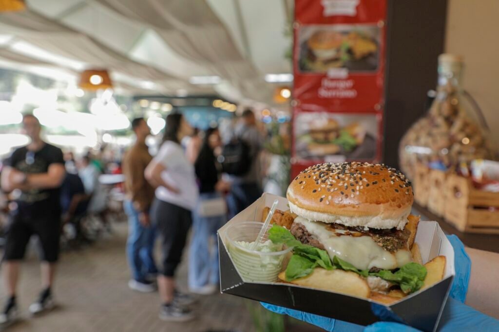 Último fim de semana do Festival de Cultura e Gastronomia de Gramado tem Corrida de Garçons e intensa programação 1 festival gastronomia creditos Cleiton Thiele 1 - Acontece Gramado