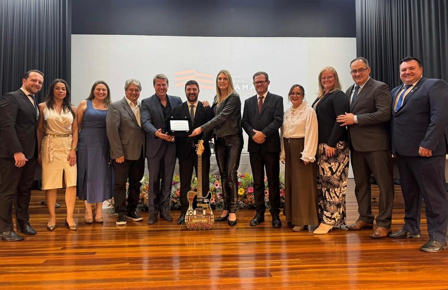 Câmara de Gramado celebra 71 anos de emancipação e encerra ano legislativo com homenagens 1 Hard Rock - Acontece Gramado