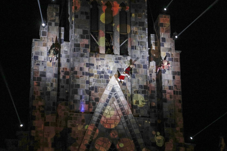 Multidões consagram o espetáculo de rapel na Catedral de Pedra em Canela 1 sonho 2 - Acontece Gramado