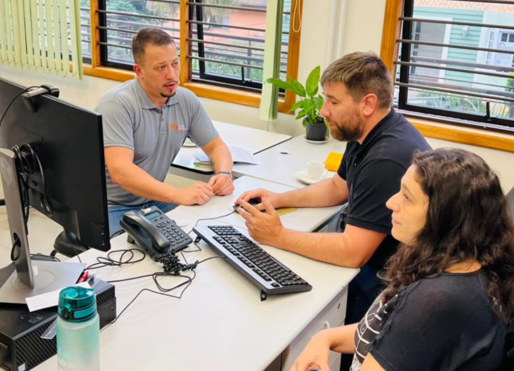 Eleição dos Vereadores Jovens terá urnas eletrônicas pela primeira vez em Gramado 1 Urnas - Acontece Gramado