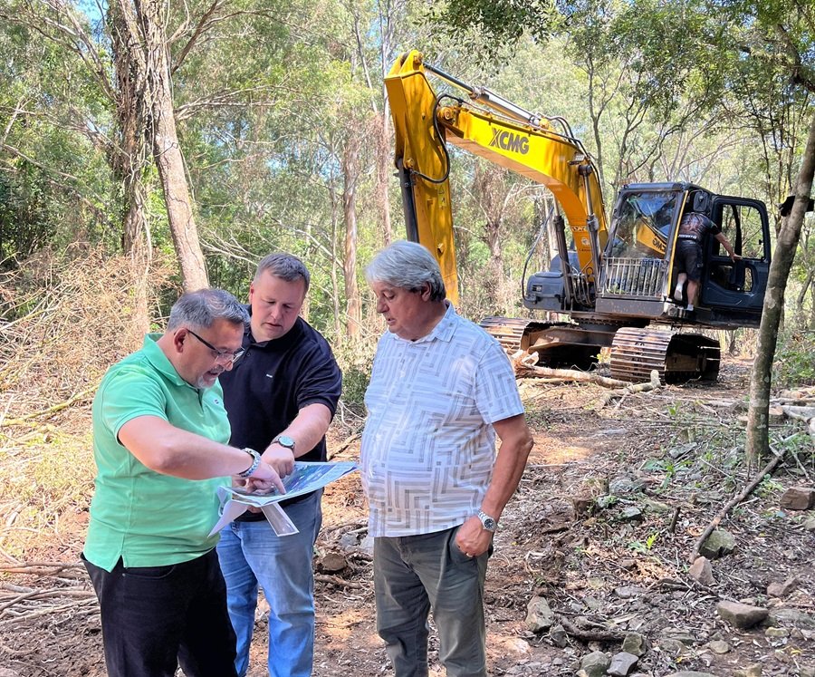Prefeitura de Gramado prepara terreno para início das obras do novo Instituto Federal de Educação 1 Visita Obras terreno IFSUL - Acontece Gramado