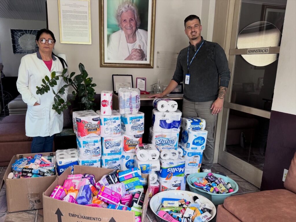 NBA Park Gramado arrecada mais de 8 mil itens para ajudar instituições locais e famílias em Minas Gerais 1 Solidariedade doacoes aCasa MAria de Nazare . Creditos NBA Park - Acontece Gramado