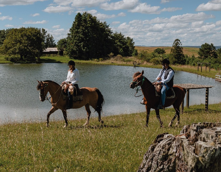 Brocker Turismo apresenta imersão na cultura gaúcha com passeio a cavalo na Fazenda da Serra 1 passeio brocker - Acontece Gramado