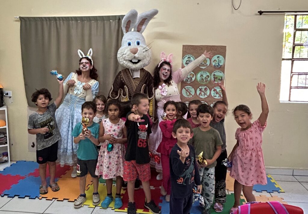 Hard Rock Hotel Gramado promove Páscoa solidária para crianças da Escola Vicente Casagrande 1 Pascoa Hard rock - Acontece Gramado