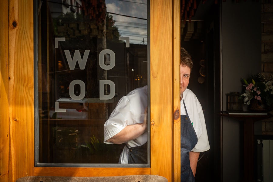 Primeiro aniversário do Ocre (Wood Hotel) tem jantar exclusivo em Gramado neste sábado (25) 1 ocre - Acontece Gramado