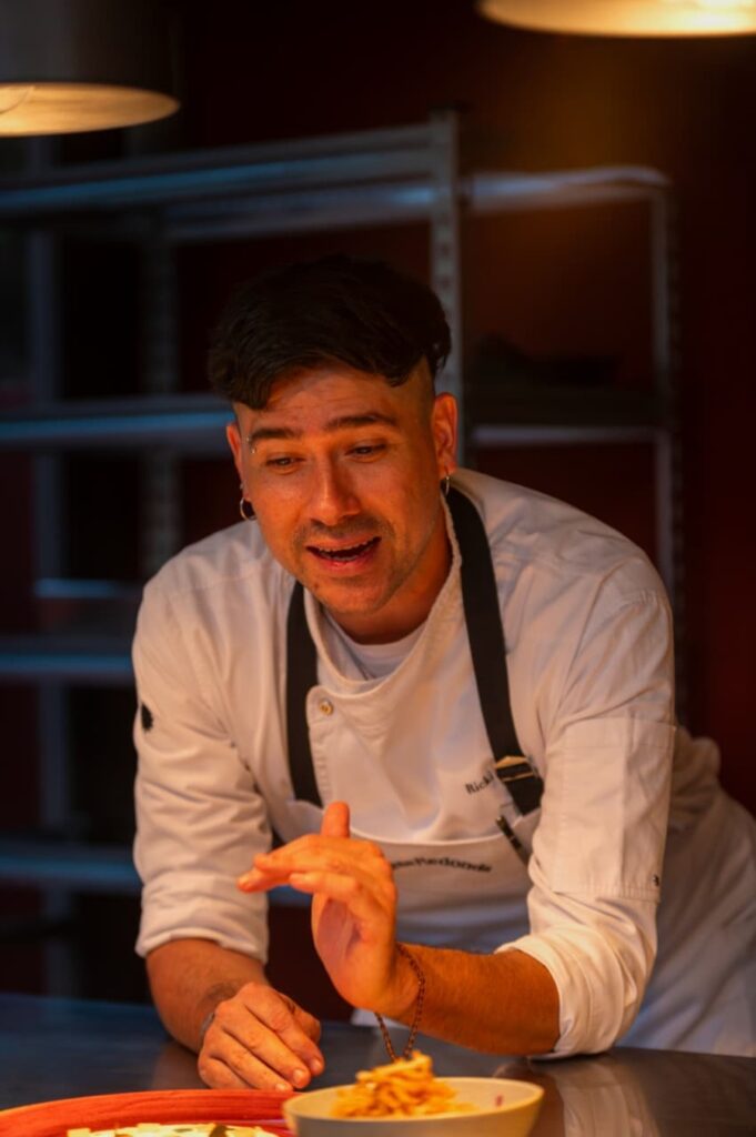 Catherine Gramado promove jantar especial que une técnicas francesas e raízes latinas com chefs Ricki Motta e Nícolas Heckel 1 Catherine Ricki Motta Corte Food 1 - Acontece Gramado