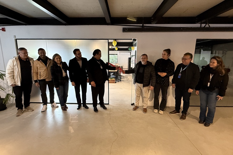 Gramado Futuro Lab ganha novo espaço focado em inovação e conexão no ecossistema local 1 Sala Gramado Futuro Lab 2 - Acontece Gramado