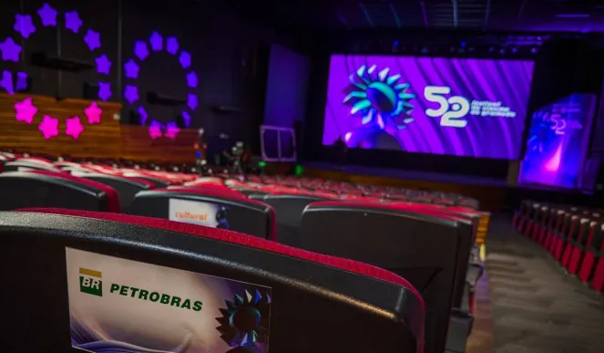 Ingressos a R$ 25 reais: Palácio dos Festivais em Gramado voltará a ter sessões de Cinema aos fins de semana partir de julho 1 cinema gramado - Acontece Gramado