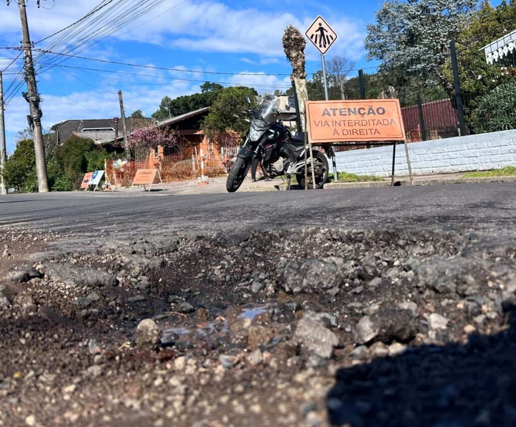 Prefeitura de Canela suspende novas obras da Corsan após falhas na recomposição de vias 1 Obras Corsan - Acontece Gramado