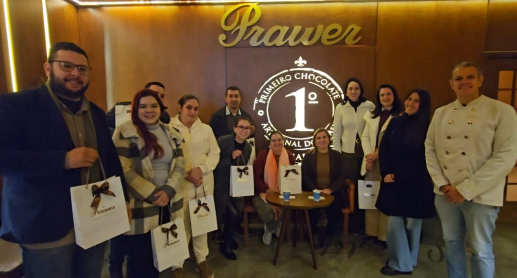 Festival do Fondue de Gramado terá parceria entre Abrasel Hortênsias e Prawer Chocolates 1 fondue visita prawer foto halder6 - Acontece Gramado