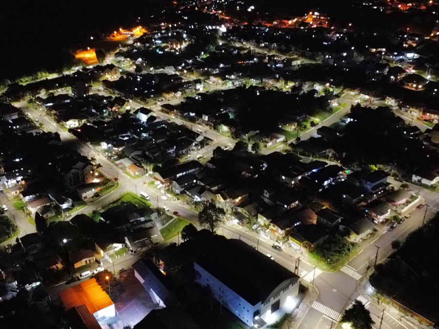 Prefeitura finaliza modernização da iluminação pública com LED no bairro Piratini 1 Bairro Piratini 1 - Acontece Gramado